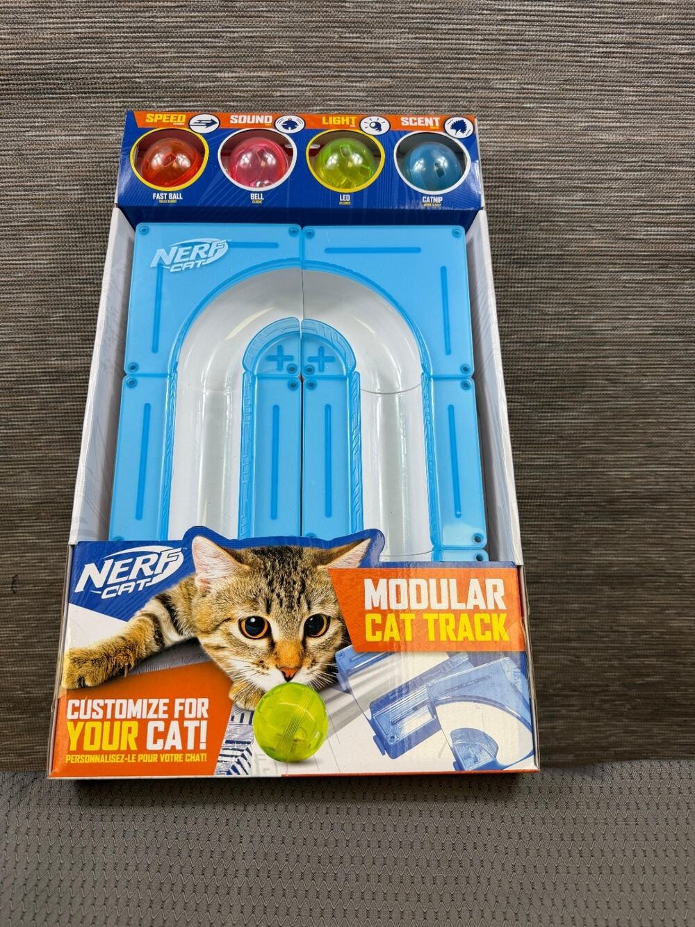 NERF Cat Customizable Modular Cat Track And LED Ball Combo BRAND NEW